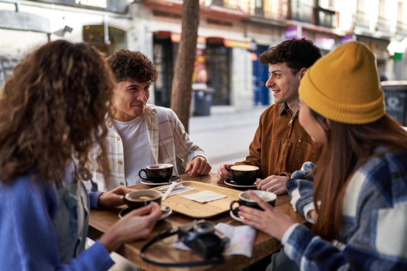 Komunitní život v Karlíně: Kavárny, trhy a sousedská setkávání